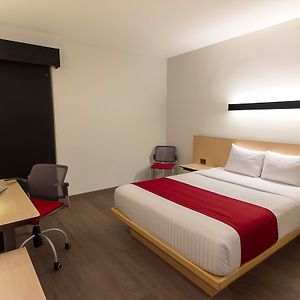 Habitación con Cama Queen